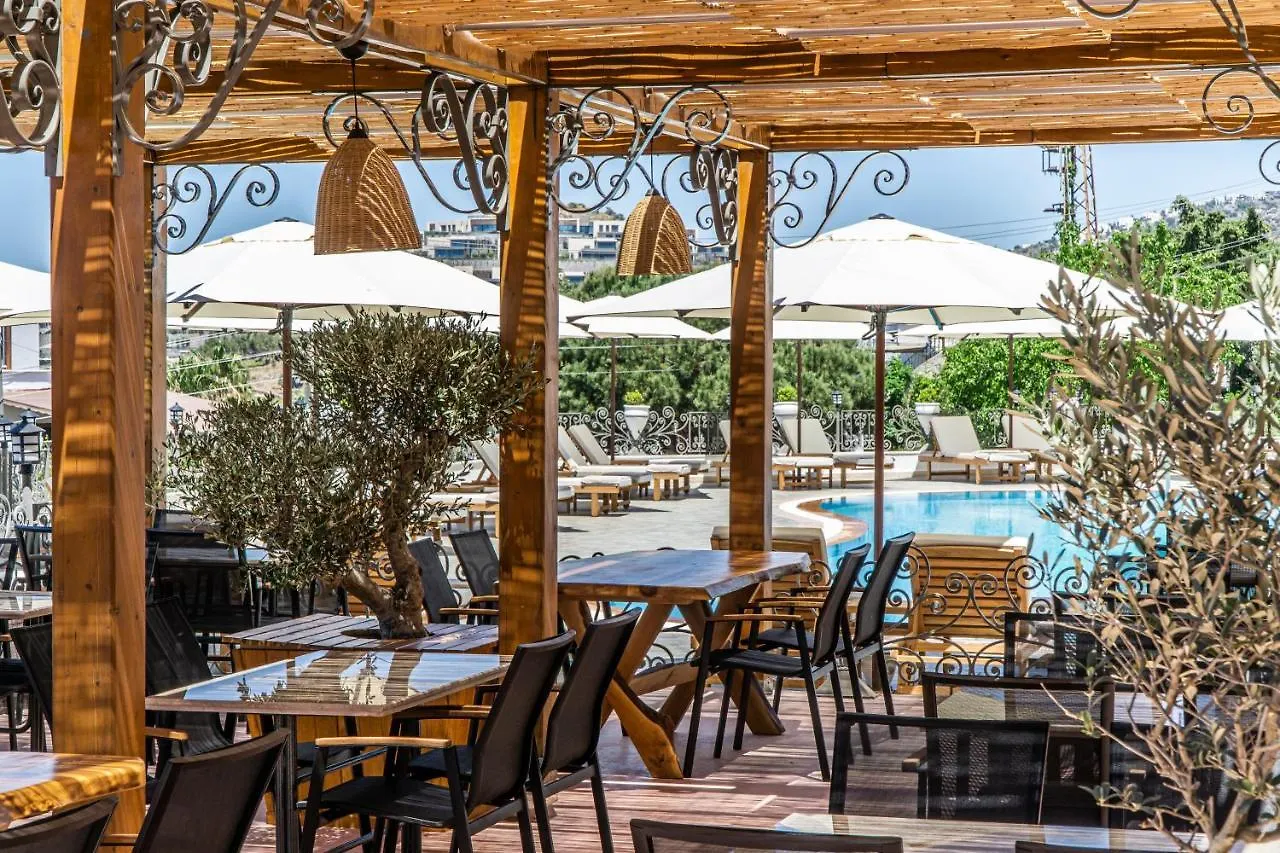 Elementa Boutique Hotel - Adults Only يالِكافاك
