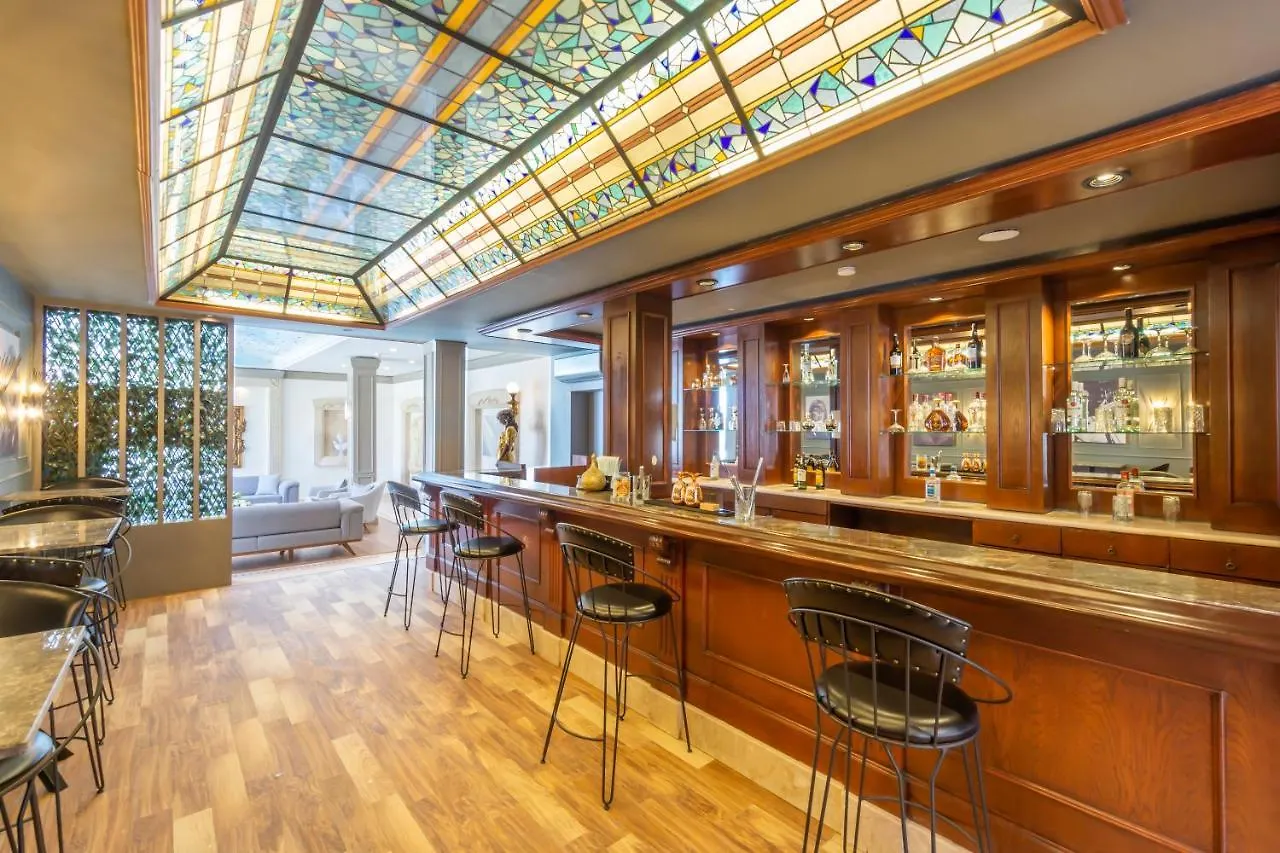 Elementa Boutique Hotel - Adults Only يالِكافاك